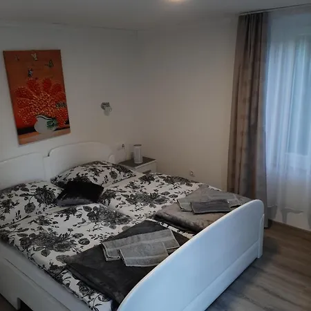 Lisa Vendeghaz Apartment Heviz