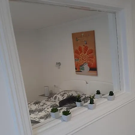 Lisa Vendeghaz Apartment Heviz